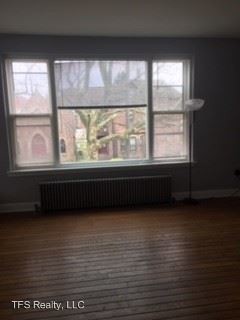 Foto principal - 2 br, 1 bath Apartment - 211 N Mill St