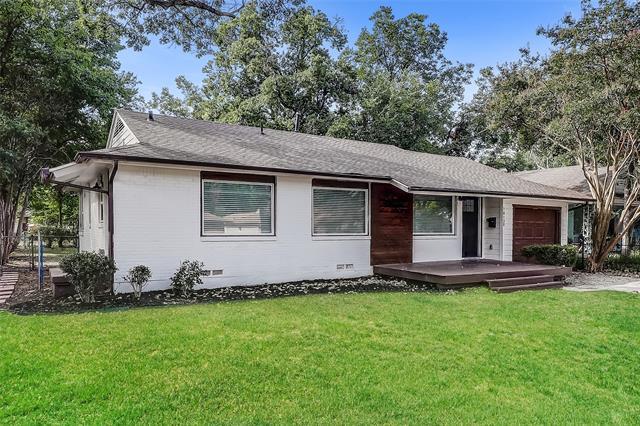 Building Photo - 10130 Eastwood Dr