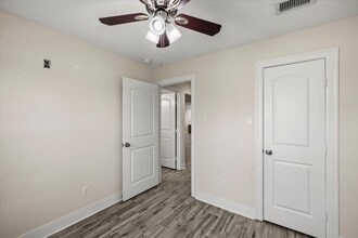 Building Photo - 13513 Anne Ln