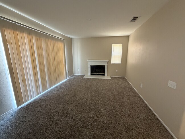 Foto del edificio - 1439 Avena Way