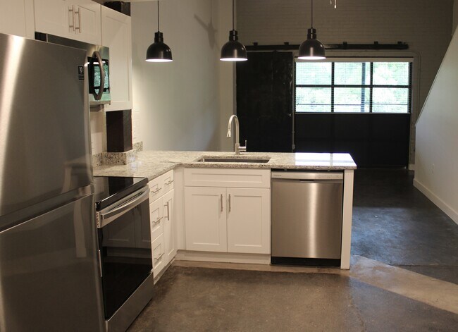 Building Photo - 408 Wellons St