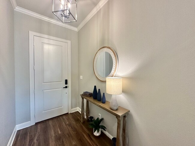 Building Photo - Available Now! Beautiful Home in Lindsey C...