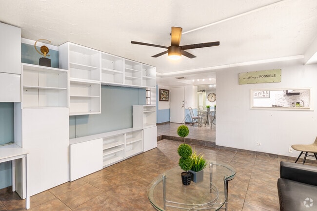 1BA, 1.5BA - 1,000SF - Living Room - International Village / Fully Furnished
