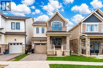 Building Photo - 67 Routley St