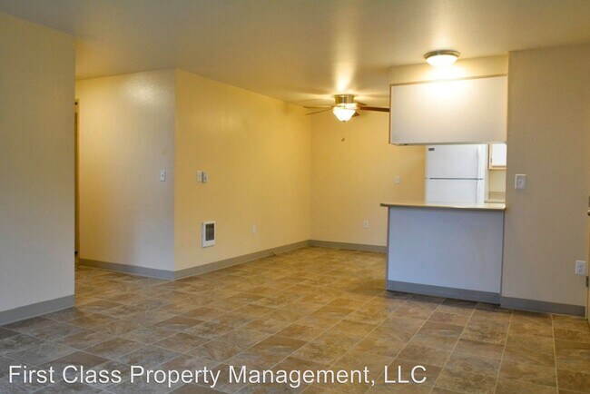 Building Photo - 1821 SE Minter Bridge Rd