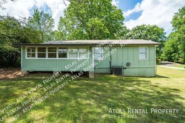Building Photo - 6105 Shady Lane Adamsville, AL 35005