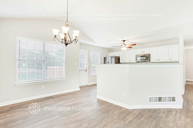 Foto del edificio - 132 Ridgefield Dr