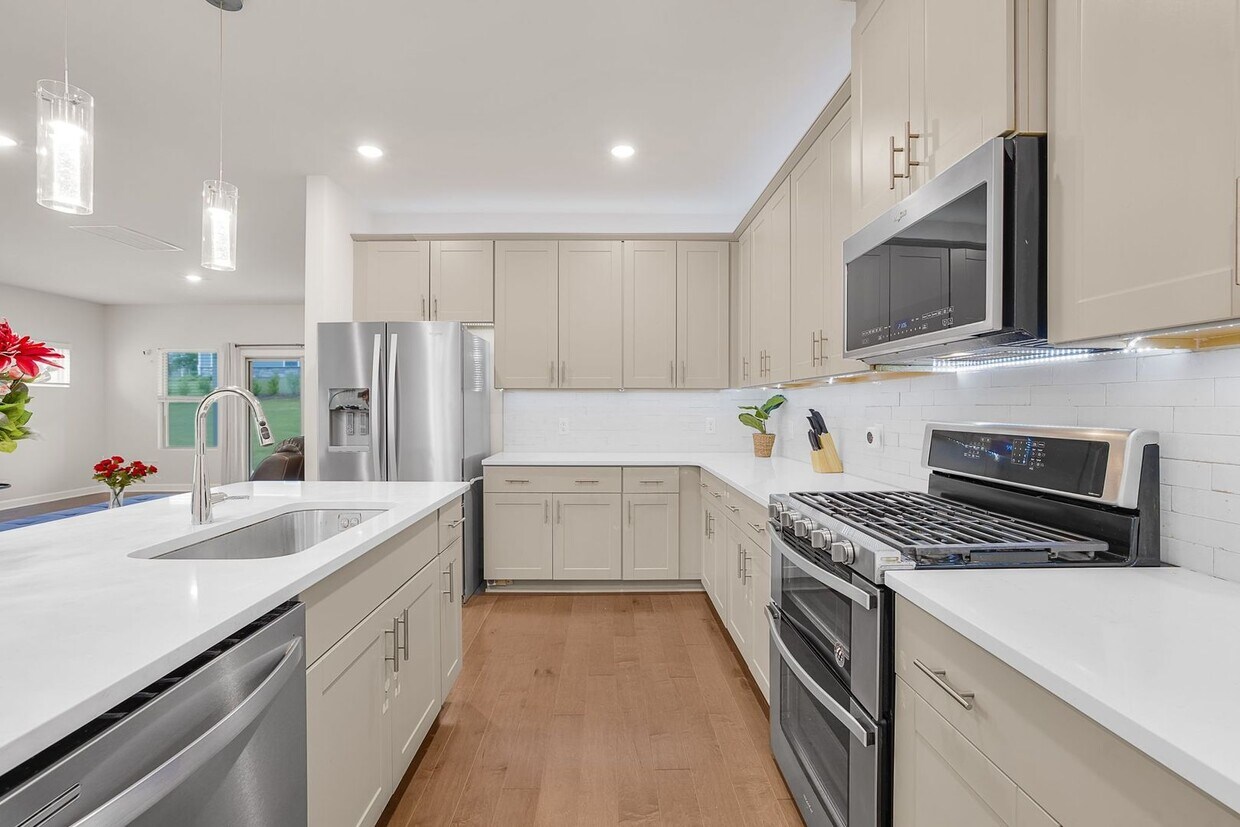 Foto principal - 2614 Arbor Loop Dr
