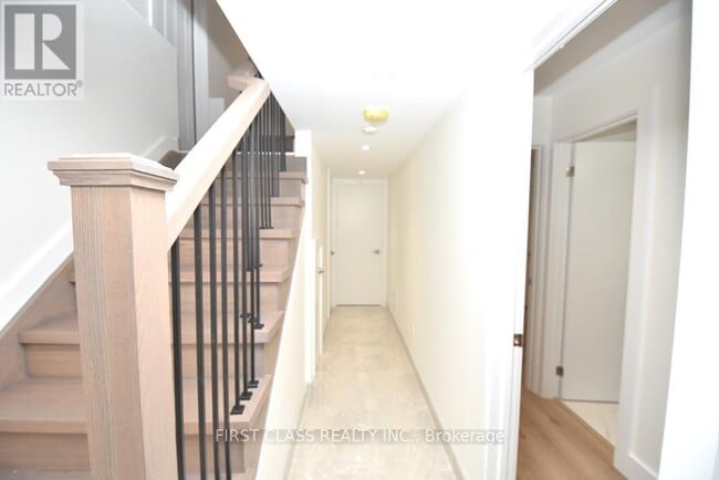 Building Photo - 51-51 Craydon Ave