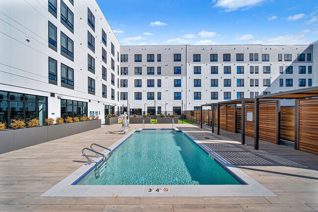 Building Photo - The Beck