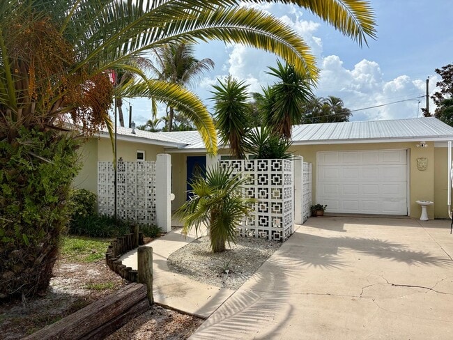 Foto del edificio - *ROCKY POINT GEM* 3/2/1 Pool Home with Lawn and Pool Care Included!