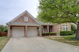 Building Photo - 8652 Fernhill Dr