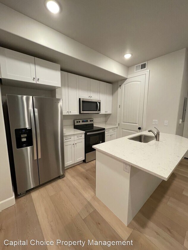 Primary Photo - 1 br, 1 bath House - 1027 N 1030 W