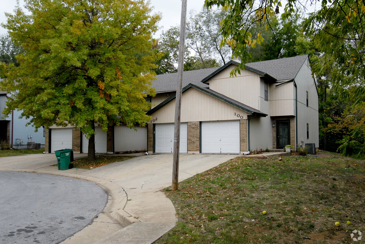 Foto del edificio - Oxford Place Townhomes