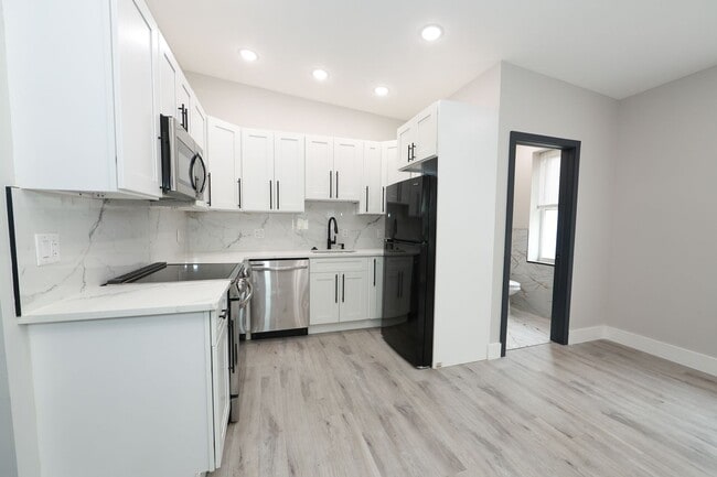 Foto del edificio - 3565 Kensington Ave