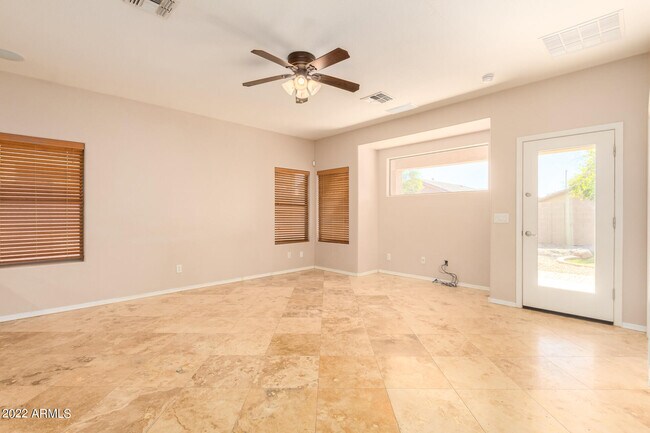 Building Photo - 2529 W Woburn Ln
