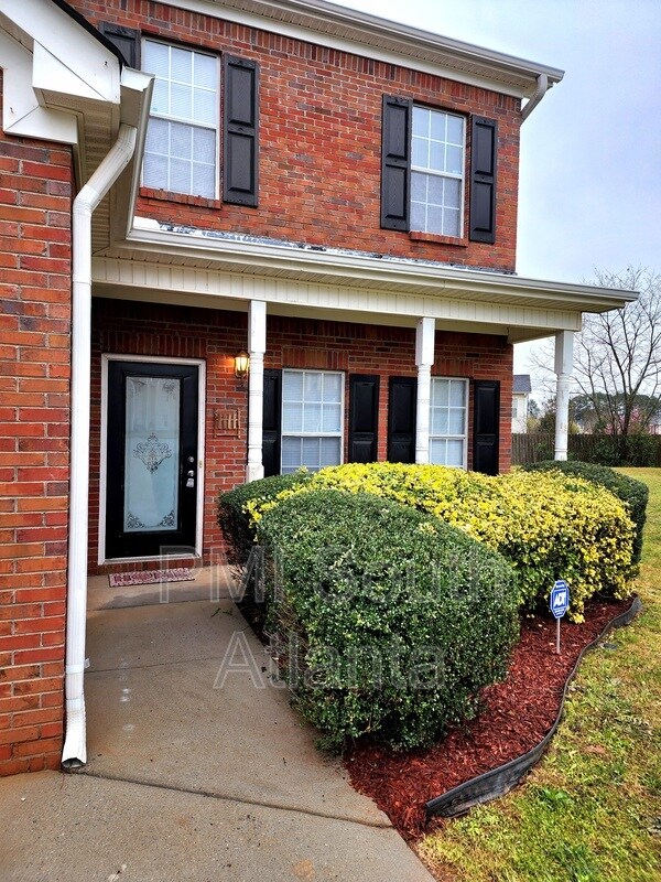 Building Photo - 7570 Larchwood Ln