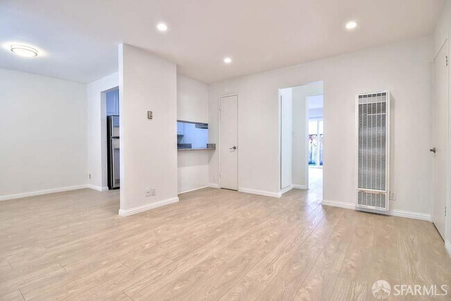 Foto del edificio - 46728 Crawford St