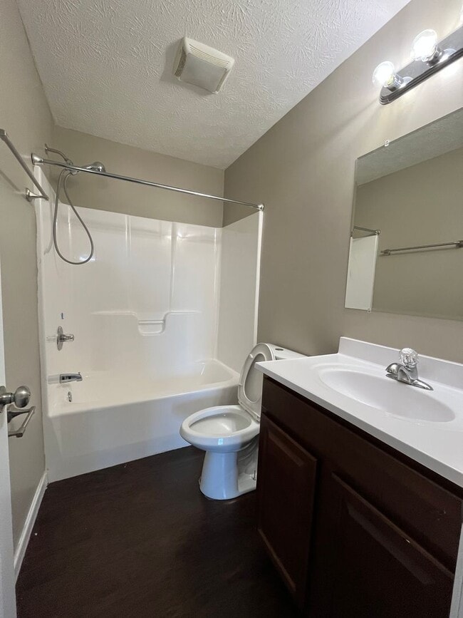 Foto del edificio - Single Family 2 bedroom 2 bathroom