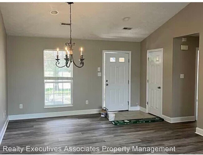 Foto del edificio - 3 br, 2.5 bath House - 8426 Lesley Marie Lane