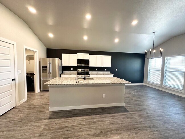 Foto del edificio - 5813 Briscoe Rd