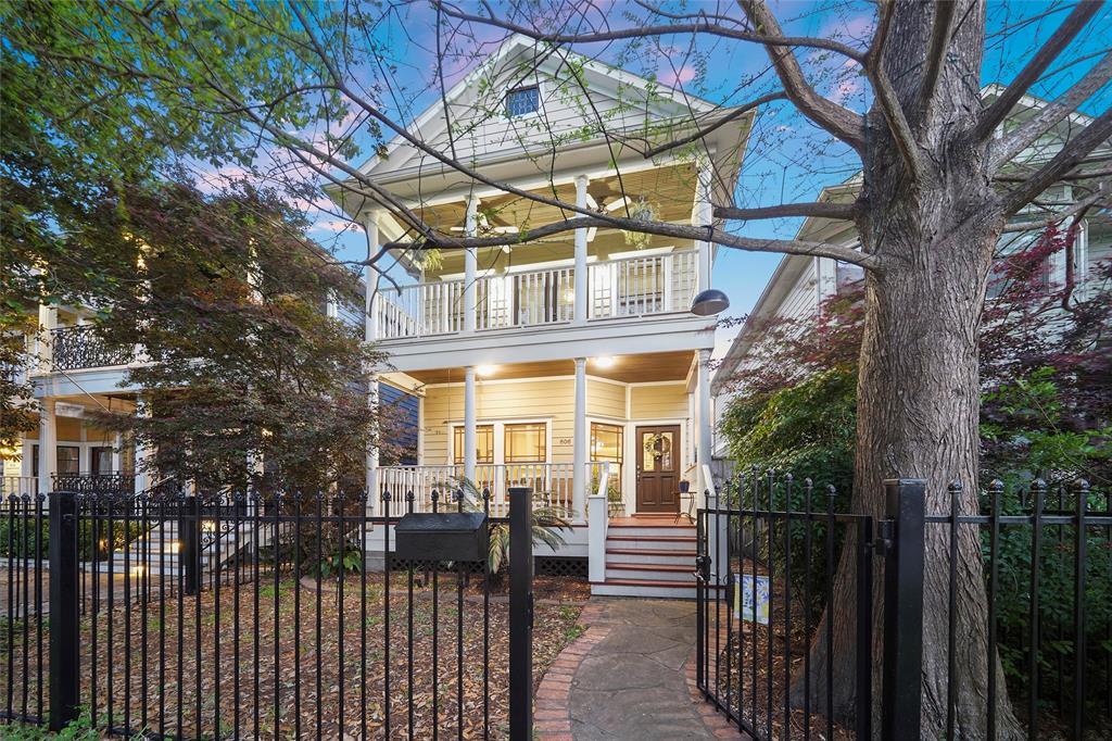 Foto principal - 606 E 27th St