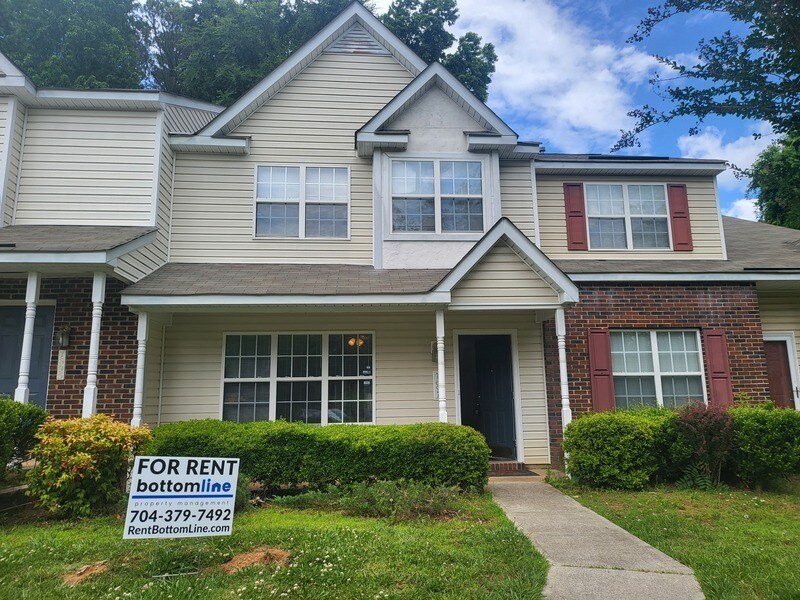 Primary Photo - 7697 Petrea Ln