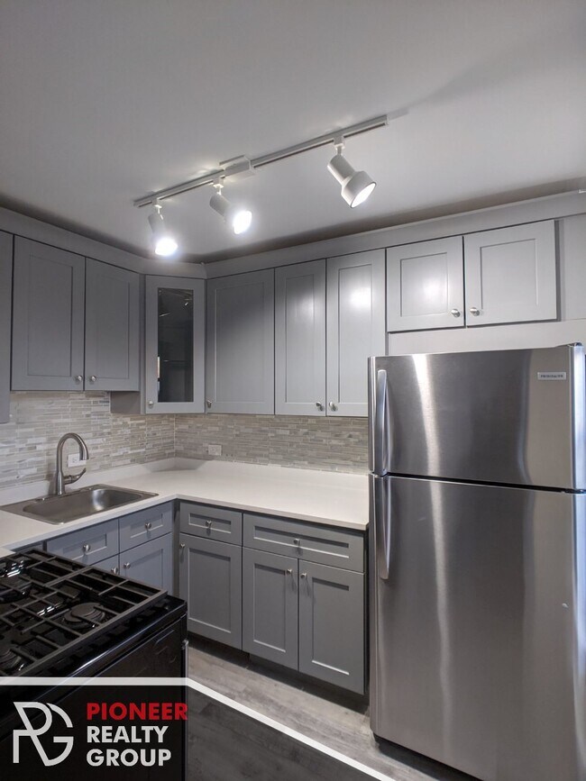 Foto del edificio - 5852 N Sheridan Rd