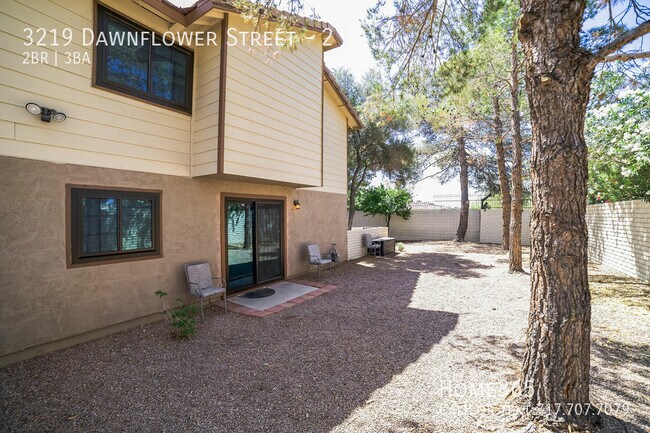 Foto del edificio - Beautiful 2-story, 2 bedroom w/ community ...