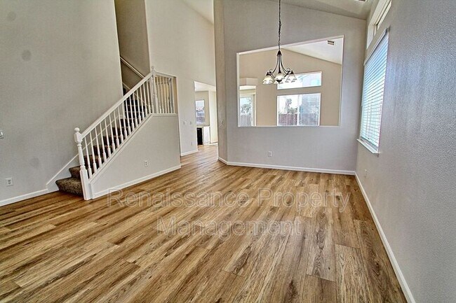 Building Photo - 2912 Campbell Ln