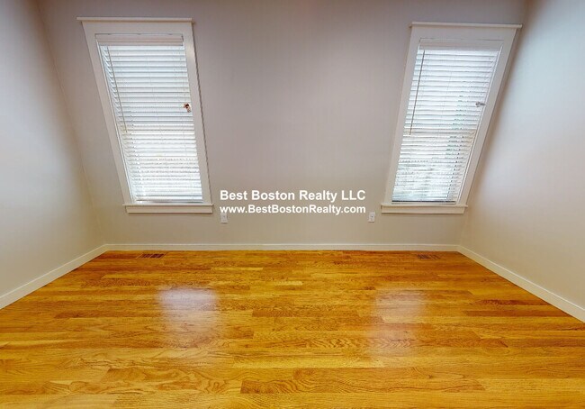 Foto del edificio - 568 Green St