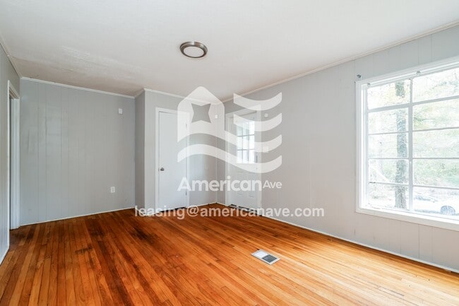 Foto del edificio - 2823 Shannon St