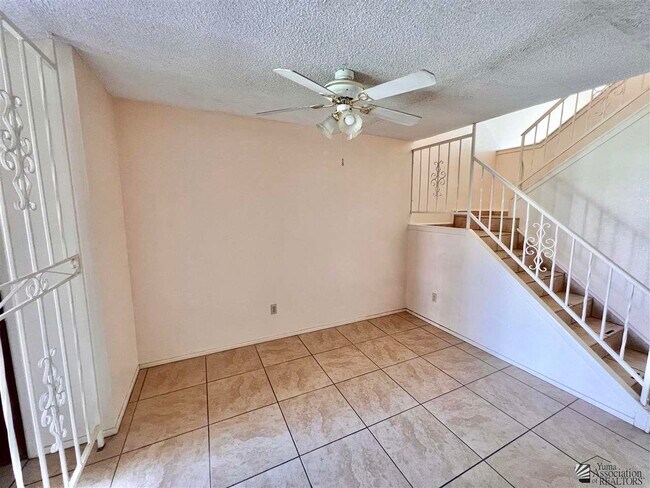 Foto del edificio - 2045 S 14th Ave