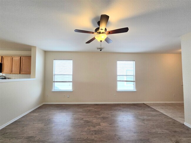 Foto del edificio - 29527 Evergreen Hills Dr