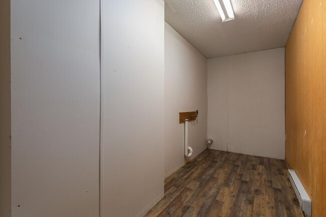 Building Photo - 3 Bedroom 1 Bath Home in Quiet Neighborhood
