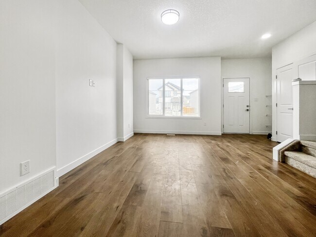 Building Photo - 9473 Colak Ln SW