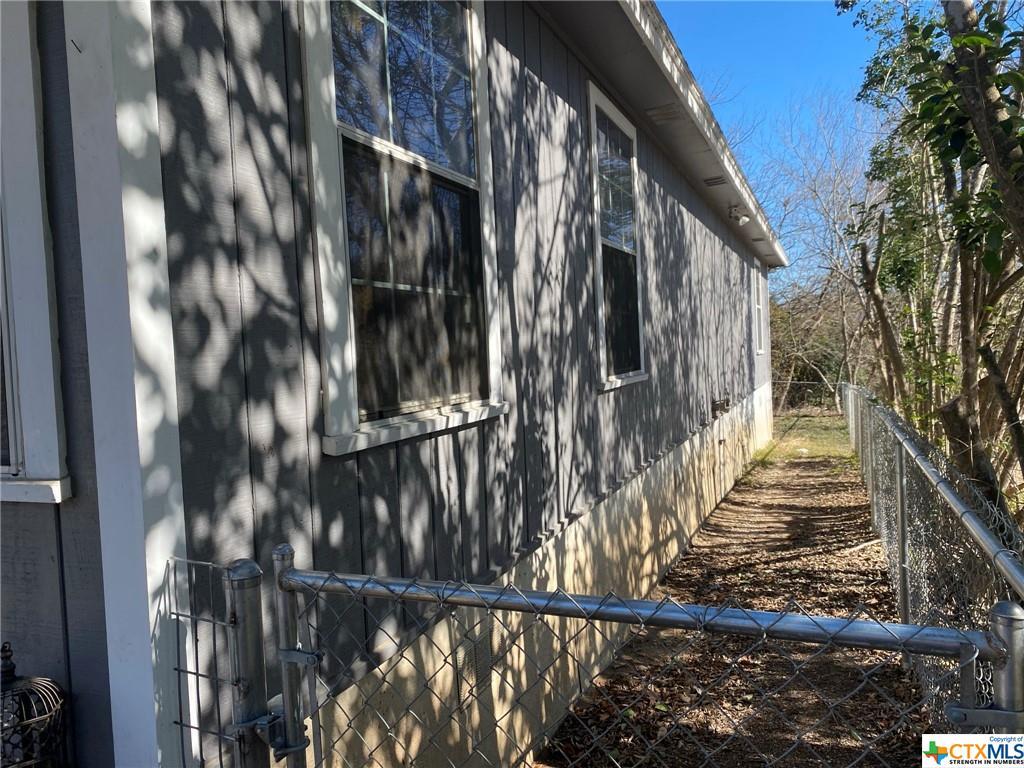 Primary Photo - 113 N Bauer St