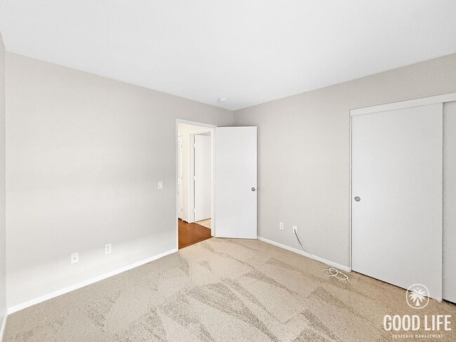 Foto del edificio - Stylish Otay Ranch Home with AC, Garage & Balcony!