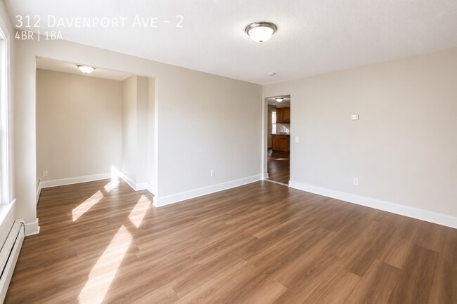 Foto del edificio - 312 Davenport Ave
