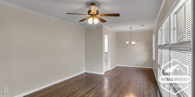 Building Photo - 1171 Catalina