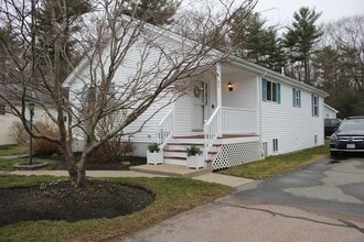 Building Photo - 33 Brookbend Way W