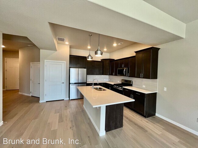 Building Photo - 3 br, 2.5 bath House - 13375 Positano Point