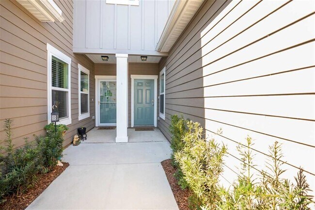 Foto del edificio - 264 Whitland Wy
