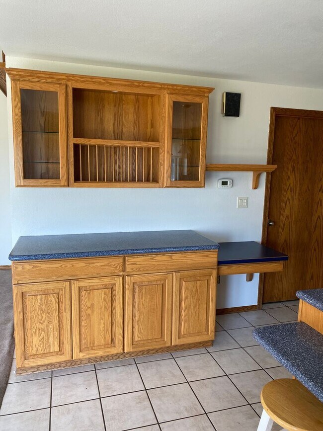 Foto del edificio - Large Home for Rent on Airway Dr, Beautiful Backyard Views!