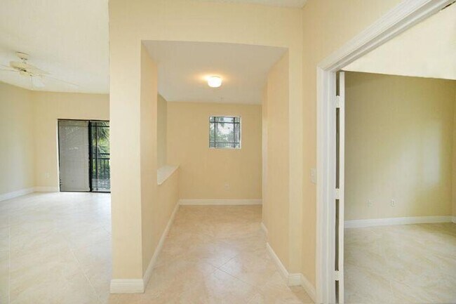 Building Photo - 2917 Tuscany Ct