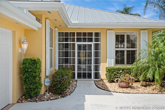 Foto del edificio - 2699 SW Prospect Pl