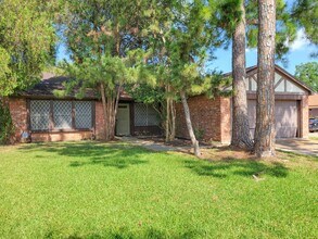 Building Photo - 9415 Beckford Dr