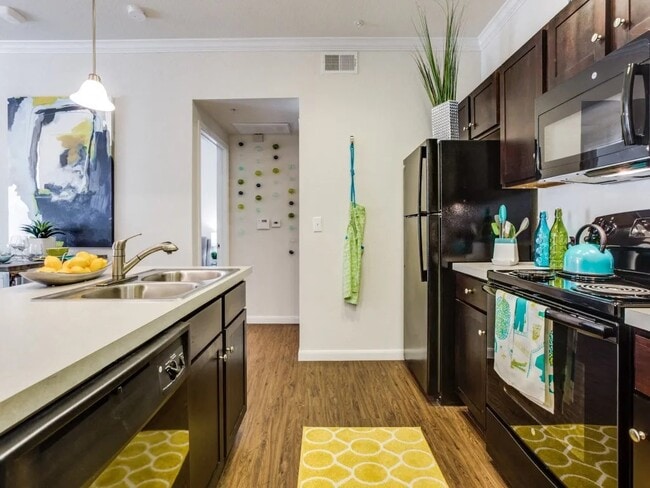 Foto del edificio - 14722 Nacogdoches Rd