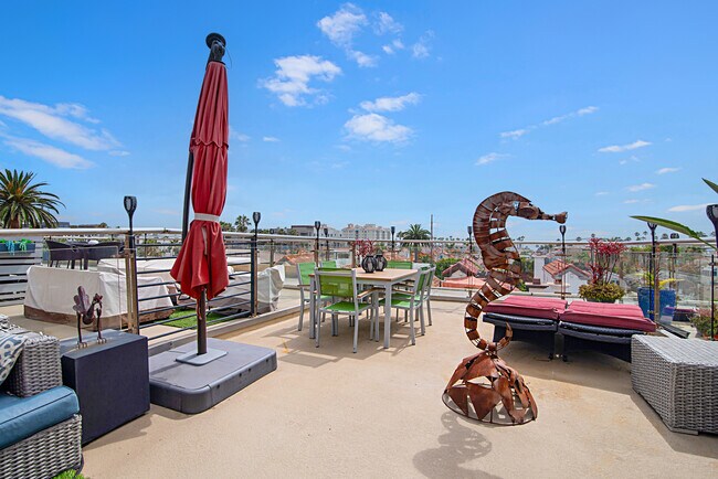 Foto del edificio - 401 N Coast Hwy