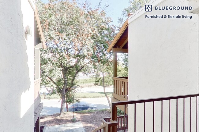 Building Photo - 823 Nordahl Rd